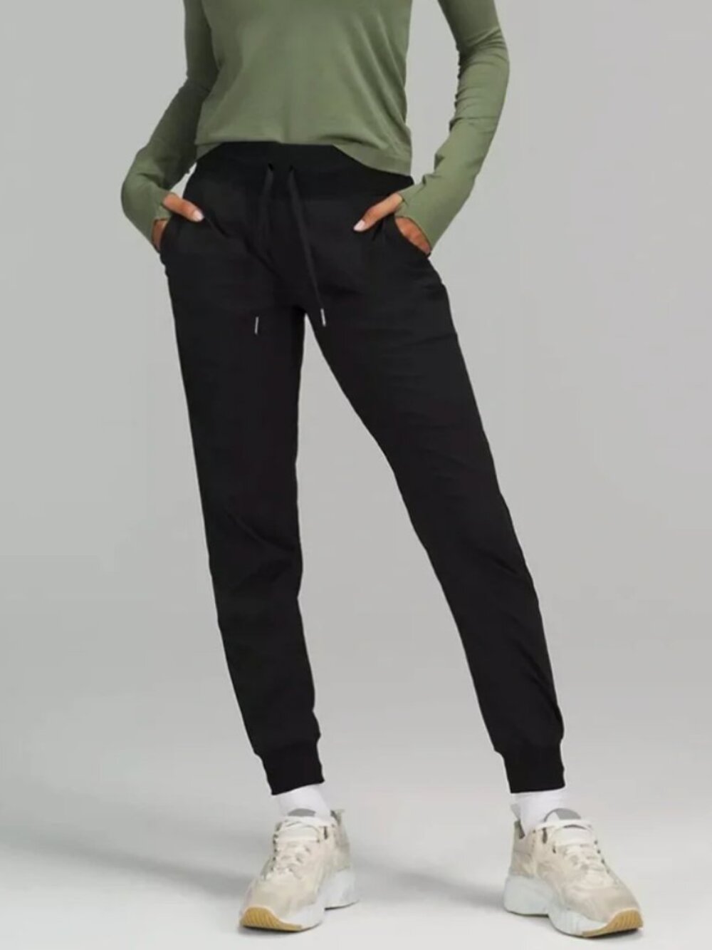 Lululemon Women’s Dance Studio Mid-Rise Jogger Full Length Size 6 | Athleisure